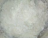 A picture of step 1 of Dambun shinkafa with cabbage.