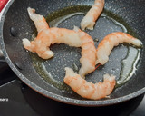 Foto del paso 7 de la receta: Verdinas con gambones y calamares (otra versión)