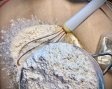 Foto del paso 2 de la receta: Magdalenas de turrón