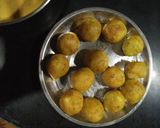 बटाटा वडा (Batata vada recipe in hindi) रेसिपी चरण 3 फोटो