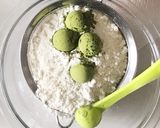 Foto langkah ke 4 dari resep Matcha Swissroll with Cream Cheese Filling.