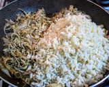 Foto del paso 2 de la receta: ARROZ, Especias y 🐤Pollo...!😋