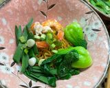 A picture of step 2 of Chicken Egg Noodle Soup (Hủ tíu mì gà).