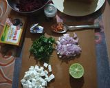A picture of step 1 of Beetroots sandwich.