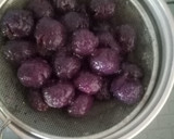 Foto langkah ke 5 dari resep Klepon ubi ungu.