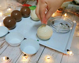 Foto del paso 9 de la receta: Bombas de chocolate! Para derretir con leche caliente!