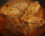 Foto del paso 4 de la receta Lomo adobado asado en cazuela