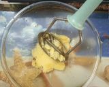 A picture of step 1 of Carrot Cheesy Crispy Balls.