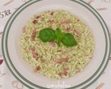 Foto del passaggio 5 della ricetta Risotto al pesto e speck