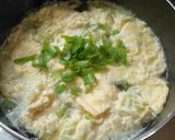 Foto langkah ke 4 dari resep Sup telur.