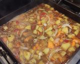 Foto del paso 3 de la receta: Vacío de cerdo con verduras...🐖🌶️🥦🥕🍖🥓