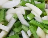 ग्वार फली आलू की सब्जी (guar phalli aloo ki sabzi recipe in Hindi) रेसिपी चरण 3 फोटो