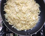 Foto del paso 4 de la receta: Tortilla de papa rallada