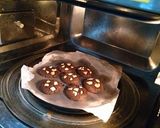 A picture of step 6 of Choco Oats Cashew cookies.