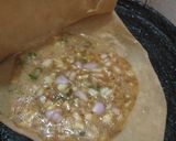 A picture of step 2 of Egg stuffed paratha.
