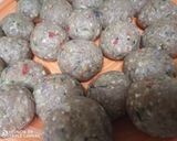 A picture of step 3 of Meat balls.