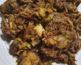 A picture of step 7 of Mutton karely.