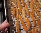 Foto del paso 7 de la receta: Cascaritas de Naranja Confitadas