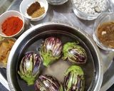A picture of step 1 of Bharla vanga(bharva baingan, stuffed bringal).