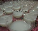 Foto langkah ke 2 dari resep Agar agar cup merahputih.