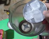 A picture of step 2 of Banana milkshake.