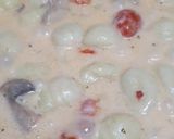 Foto del paso 2 de la receta: Ñoquis en salsa cremosa con cherrys