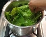 A picture of step 2 of Kala chana palak -Semi dry masala sabji.