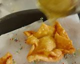 Foto del paso 3 de la receta: Pastelitos con tapas de empanadas
