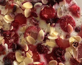 Foto del paso 3 de la receta: Bark de Yogurt y Frutos Rojos