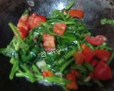 Foto langkah ke 3 dari resep Tumis Kangkung Sambal Embe.