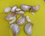 Foto langkah ke 3 dari resep Ayam Goreng Bawang Putih.