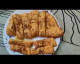 A picture of step 8 of Garlic bread dominos style juls kaur kitchen.