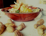 Foto del paso 5 de la receta: Ensalada de pollo y piña con doble salsa
