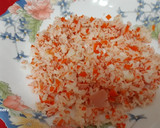 Foto del paso 2 de la receta: Huevos rellenos de langostinos y surimi