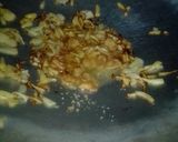 Foto langkah ke 4 dari resep Kwetiau goreng.