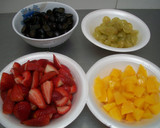 Foto del paso 2 de la receta: Molde de frutas y gelatina