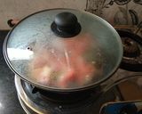 A picture of step 1 of Paneer Makhani.