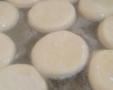 Foto langkah ke 6 dari resep Donat aneka topping.