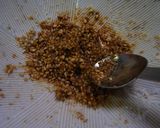 A picture of step 3 of Easy Japanese Chrysanthemum Greens with Sesame Dressing.