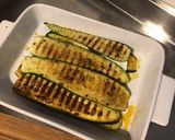 Une image de l'étape 6 de Courgettes grillées aux deux fromages et épices espagnoles.