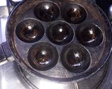 A picture of step 3 of Mix Dal Appam.