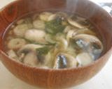 A picture of step 7 of Mushroom Miso Soup.