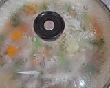 Foto langkah ke 2 dari resep Sop ceker ayam buat anak.