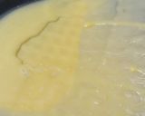 Foto langkah ke 2 dari resep Banana Crepes Rice Paper.