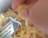 A picture of step 3 of Potato spaghetti.