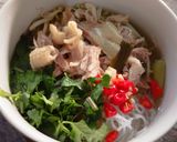 Foto langkah ke 5 dari resep Chicken Pho.