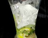 A picture of step 2 of Gondhoraj Lemon Mint Virgin Mojito.