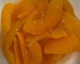 Hình bước làm 2 của món Bánh trái đào (Peach cake)