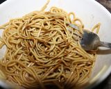 Foto langkah ke 1 dari resep Mie Goreng Jawa Pedas Enak / mie tek tek pedas.