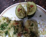A picture of step 8 of Zucchini stuffed with cheesy Guacamole.